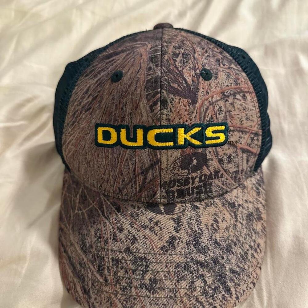 Ducks camo trucker cap with